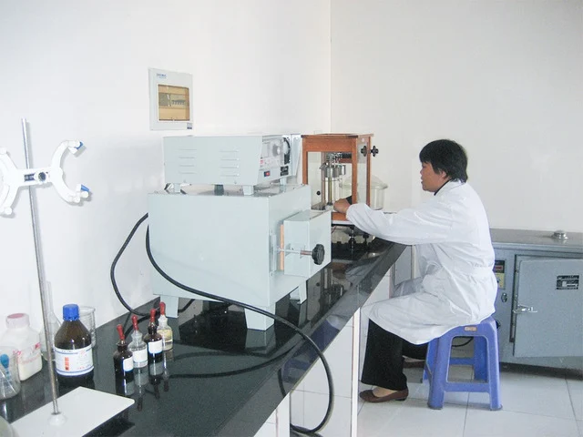 Physical testing bench